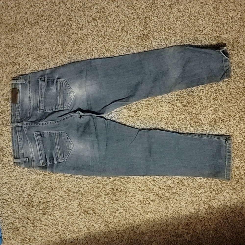 Jean - Picture 2 of 2
